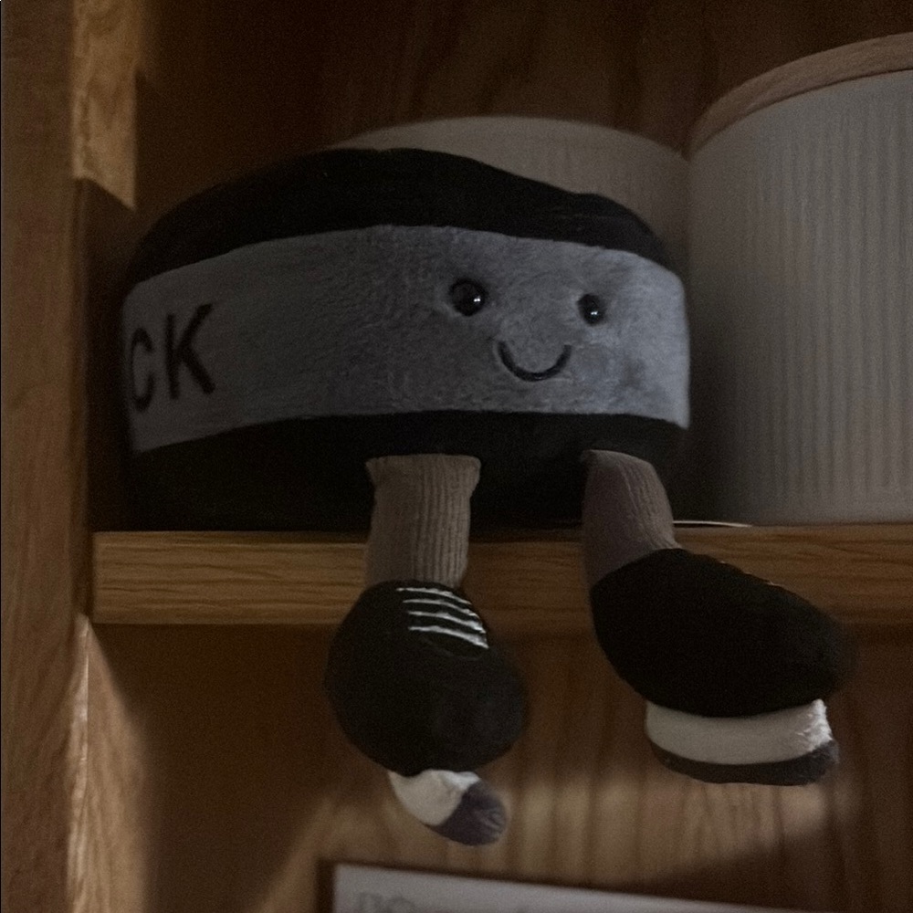 Puck jellycat